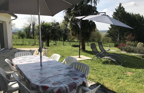 Bagnac-sur-Cele House | Large house in the Lot countryside near Figeac