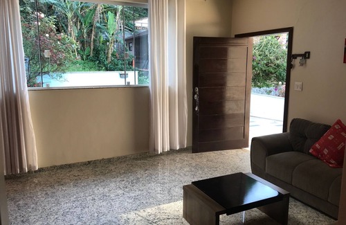 Fazenda Muriqui House | Large house in gated community with private beach