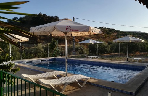Fuente-Tojar Cottage | Large house located in an olive grove, near the river Caicena.