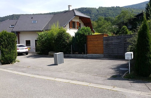 Quintal House | Large house with swimming pool just outside Annecy, ideal for a relaxing vacation