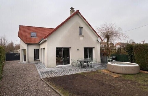 Cucq House | Large house with terrace and garden in Cucq