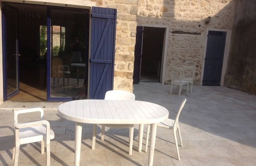 Soisy-sur-Ecole House | Large independent house in the village center with large garden.
