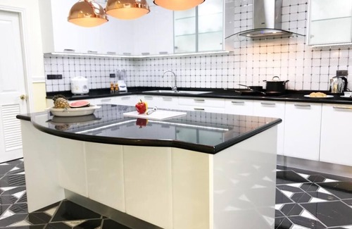 Khlong Ton Sai Condo | Large Luxury Riverside Penthouse. 5 Star hotel area, close to Skytrain,