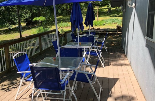 Umber View Heights House | Large lake home 1/2 mile from boat ramp and courtesy dock on Stockton Lake