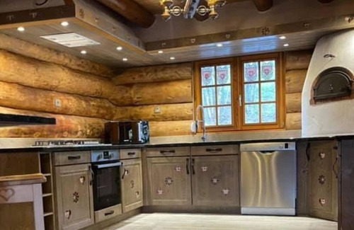 La Bresse Ski Chalet | Large log CHALET Spa Sauna Pool Table Wifi