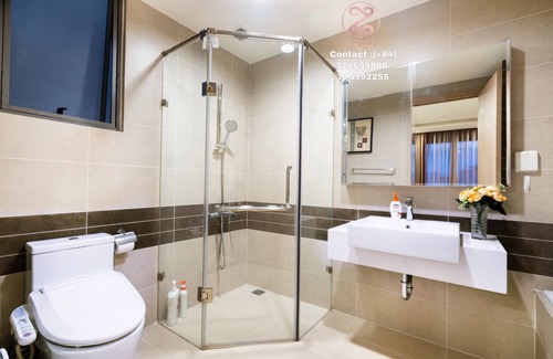 Bach Dang Riverside Apartment | LARGE LUXURY APT WITH POOL&GYM