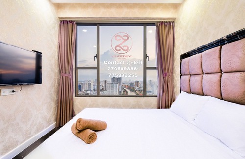 Bach Dang Riverside Apartment | LARGE LUXURY APT WITH POOL&GYM