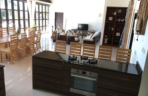 Bukti Villa | Large luxury beach villa, max 10 people, beautiful volume, typical Balinese
