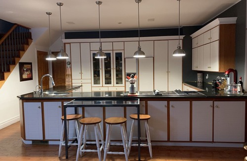 Labelle House | Large luxury cottage with hot tub sauna high speed Internet near Mont-Tremblant
