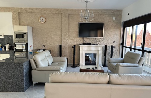Tlemcen Province House | Large luxury family home all furnishings ghazaouet