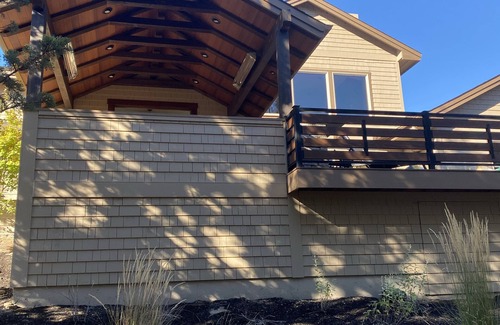 Awbrey Butte House | Large luxury home in desirable NW Bend, 30 minutes to world class skiing/snow