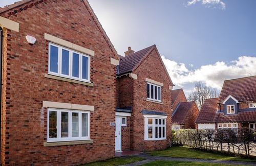 Longhoughton House | Large luxury modern house, 1 mile from Sugar Sands