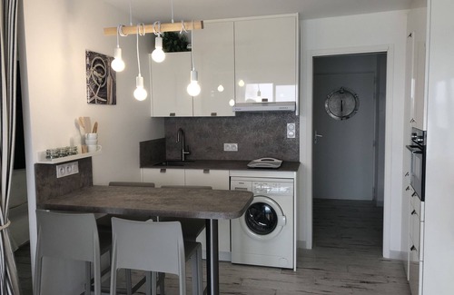 Frontignan Apartment | Large luxury studio facing the sea in Frontignan Plage