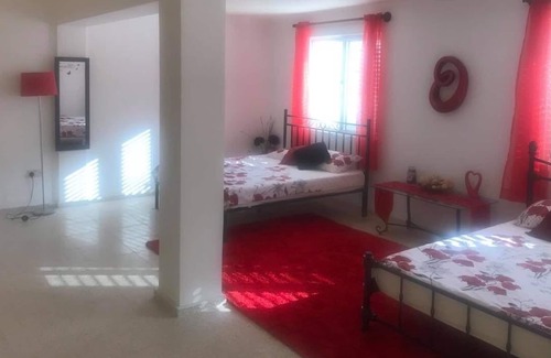 Kyrenia Villa | Large luxury villa with private pool in Lapta Kyrenia