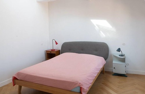Bagnolet House | Large manor house one street from Paris 20
