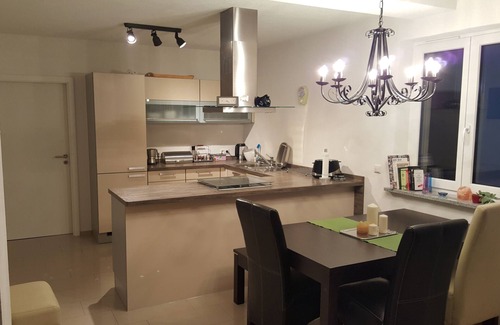 Waggershausen Apartment | Large modern 106m² large apartment in Friedrichshafen-Berg