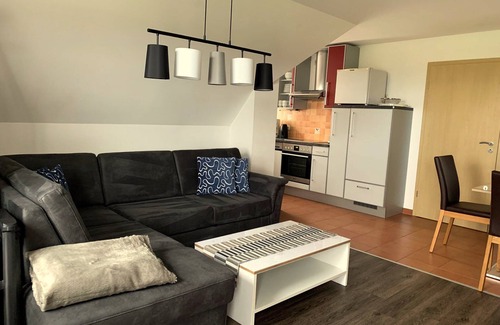Graefensteinberg Apartment | Large modern 4 star apartment, high terrace, between Altmühl- and Brombachsee