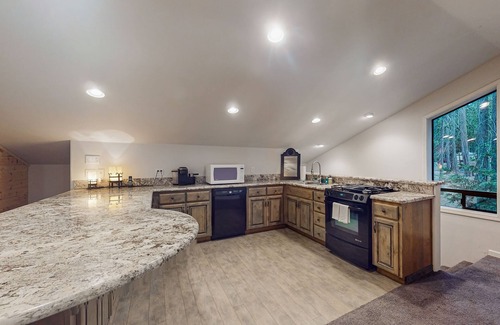 Shaver Lake House | Large Mountain Home w/Guest House, Game Room, Fireplace, Wifi, & Private W/D