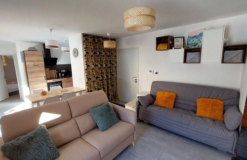 Monetier-les-Bains Apartment | Large new T2 with terrace: le dahu perché