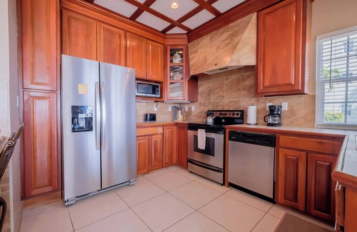 San Pedro Condo | Large Ocean Front Condo - 2 bedroom/2.5 bathroom - Gold Standard Approved