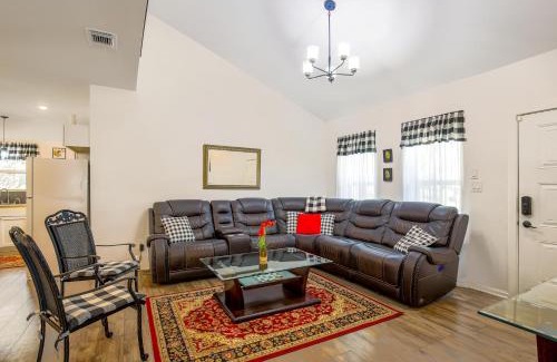 Harlandale Villa | Large Open Rooms in Spacious 4-BR 3-BA Oasis