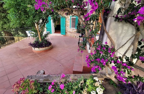 Perdifumo Villa | Large Panoramic Villa for 14 Guests