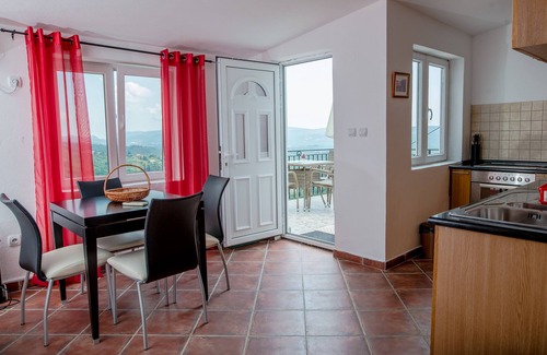 Mrcevac Apartment | Large Pool, Sun Terraces, Sea and Mountain Views, Sea 2 kms,Family Friendly