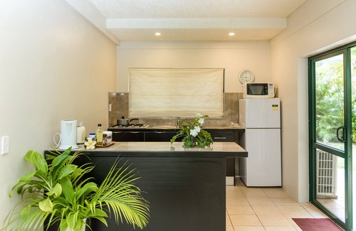Muri House | Large Private Family Holiday Home on Muri Beach
