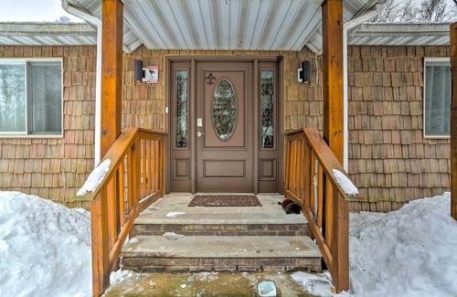 Bartonsville House | Large Private Rustic Retreat w/hot tub, fire pit, game room