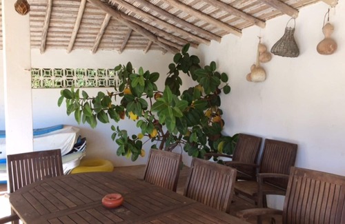 Portimao Villa | Large private villa with swimming pool, large garden, four bedrooms, lounge and dining room. Calmly