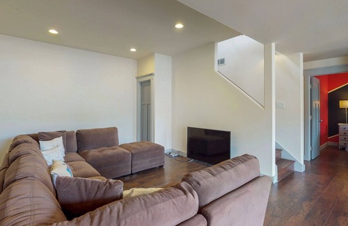 Orondo House | Large river view home w/ decks & shared pool/clubhouse/boat launch - 2 dogs OK!
