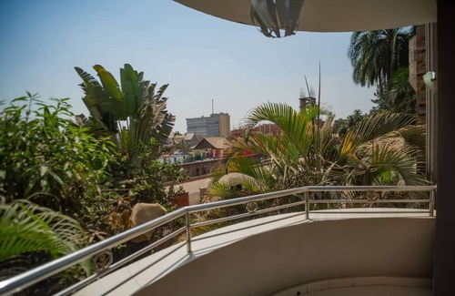 Lubumbashi House | Large Room with Free Breakfast