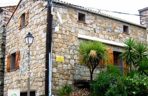 Sainte-Lucie-de-Tallano Cottage | Large studio a small love n est. furnished accommodation 3 *