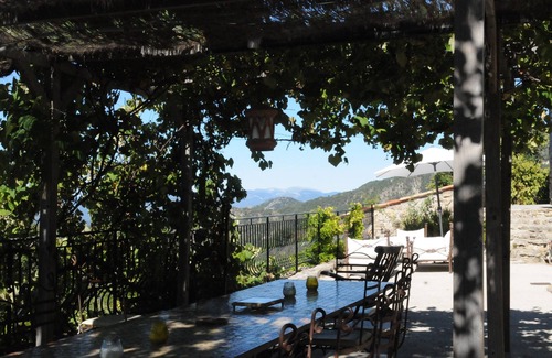 Toudon House | Large Sheepfold in the back country of Nice, heated swimming pool, wifi.
