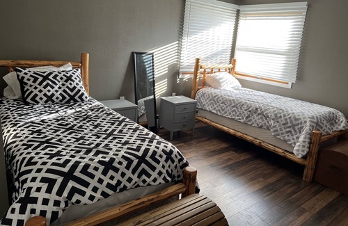 Garrison House | Large space and comfortable accommodations for big groups.