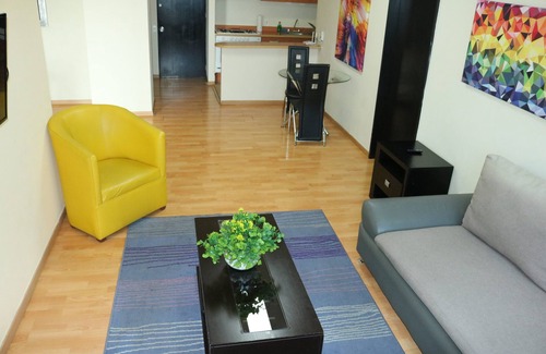 Colonia Centro Apartment | Large & Spacious 3 BDRM 809
