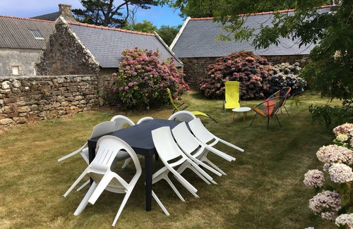 Cleden-Cap-Sizun House | Large stone house 500 m from the sea and hiking trails