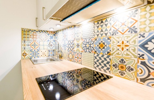 Saint-Jean-de-Vedas Apartment | Large studio in the heart of the village