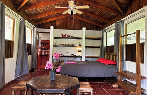 Bijagua Bed & Breakfast | Large Studio in a private farm near Bijagua - Rio Celeste - Tenorio Park
