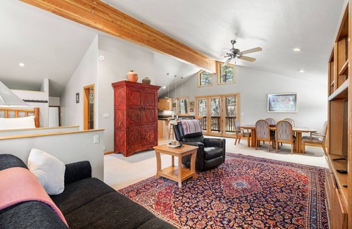 Edgemont Ranch Apartment | Large studio, River and Trail Access, Pet Friendly!