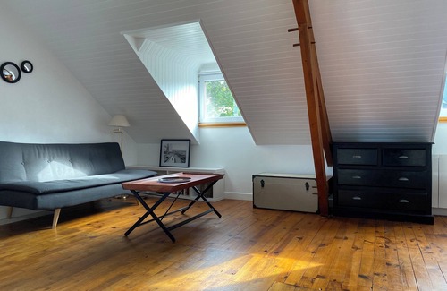 Plerin Apartment | Large studio with sea view