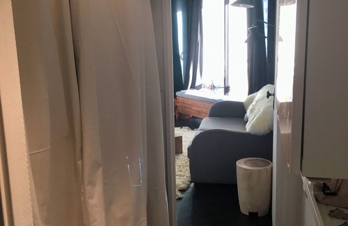 Les Claux Apartment | Large T3 60 m3 refurbished, at the foot of the slopes, tourist office and ESF