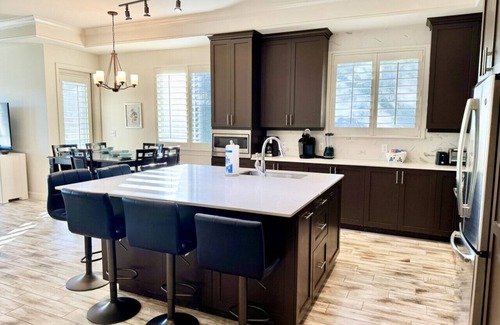 Gulf Shores House | Large Townhouse In Peninsula Golf Club Right By The Course On The Alabama Coast.