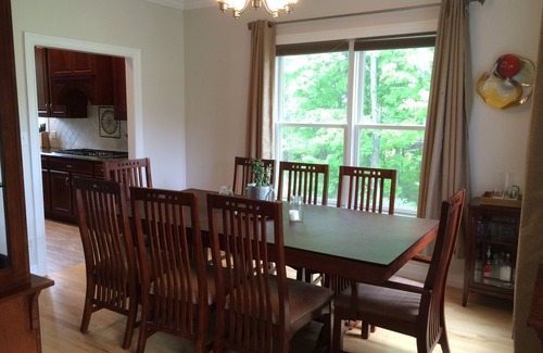 South Hill House | Large Upscale Home