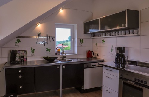 Tettnang Apartment | Large vacation apartment, wonderful view of the countryside, approx. 6 km from Lake Constance