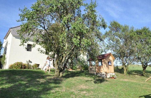 Ertl Apartment | Large vacation apartment (150sqm) with balcony for up to 6 people