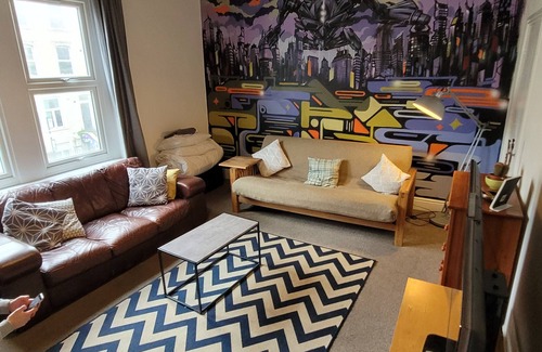 Saint Paul's House | Large very central 4-storey crash pad great for BIG groups - Timeout 2024