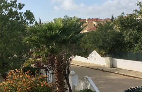 Olhao Villa | Large Villa, Private Balcony & Solar Heated Pool, Air-con, Wi-Fi, Games Room