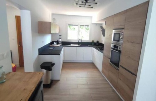 Latour-Bas-Elne House | Large villa with all comforts, secure swimming pool, garden and barbecue