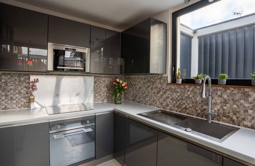 Chatillon Villa | Large villa with pool in Châtillon - Welkeys